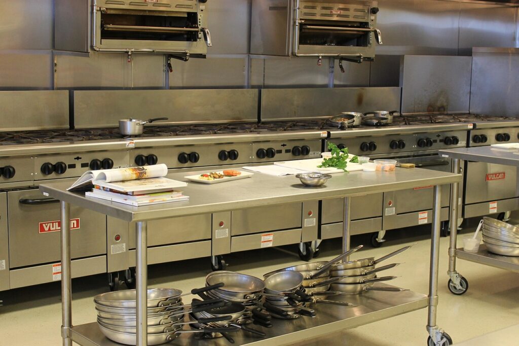 sol résine cuisine professionnelle